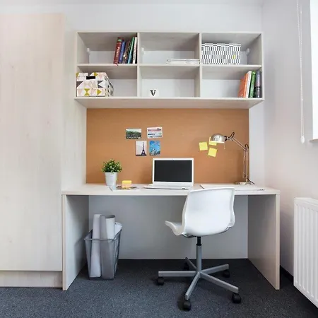 Chillout Dorm Aparthotel