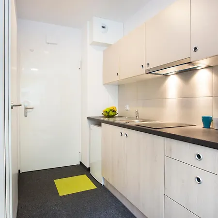 Chillout Dorm Aparthotel *